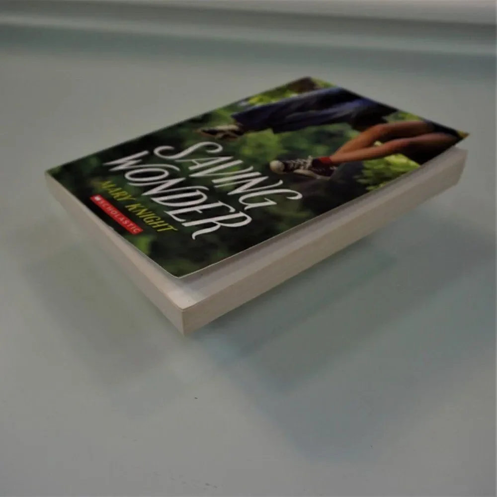 Saving Wonder by Mary Knight 2016 Scholastic Paperback